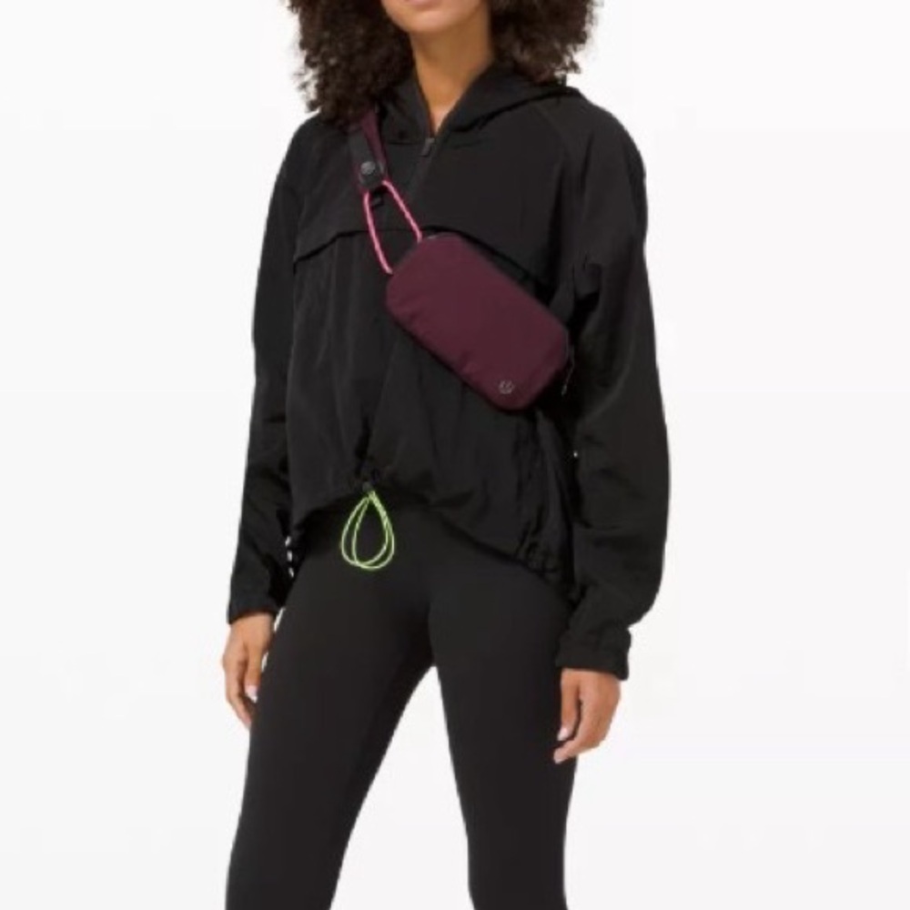 lululemon athletica Pop It Off Crossbody Bag - Picture 6 of 6